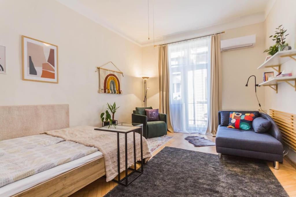 Sunny Bright, Centrally Located, Ac Balcony By Nw Apartamento *